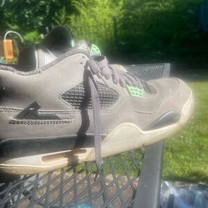 Jordan 4 retro